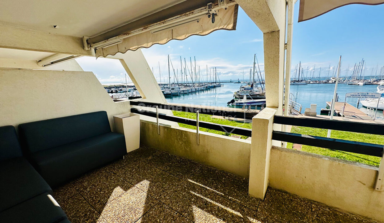 Appartement P3 vue port et mer + parkings et cellier CM1691 photo3
