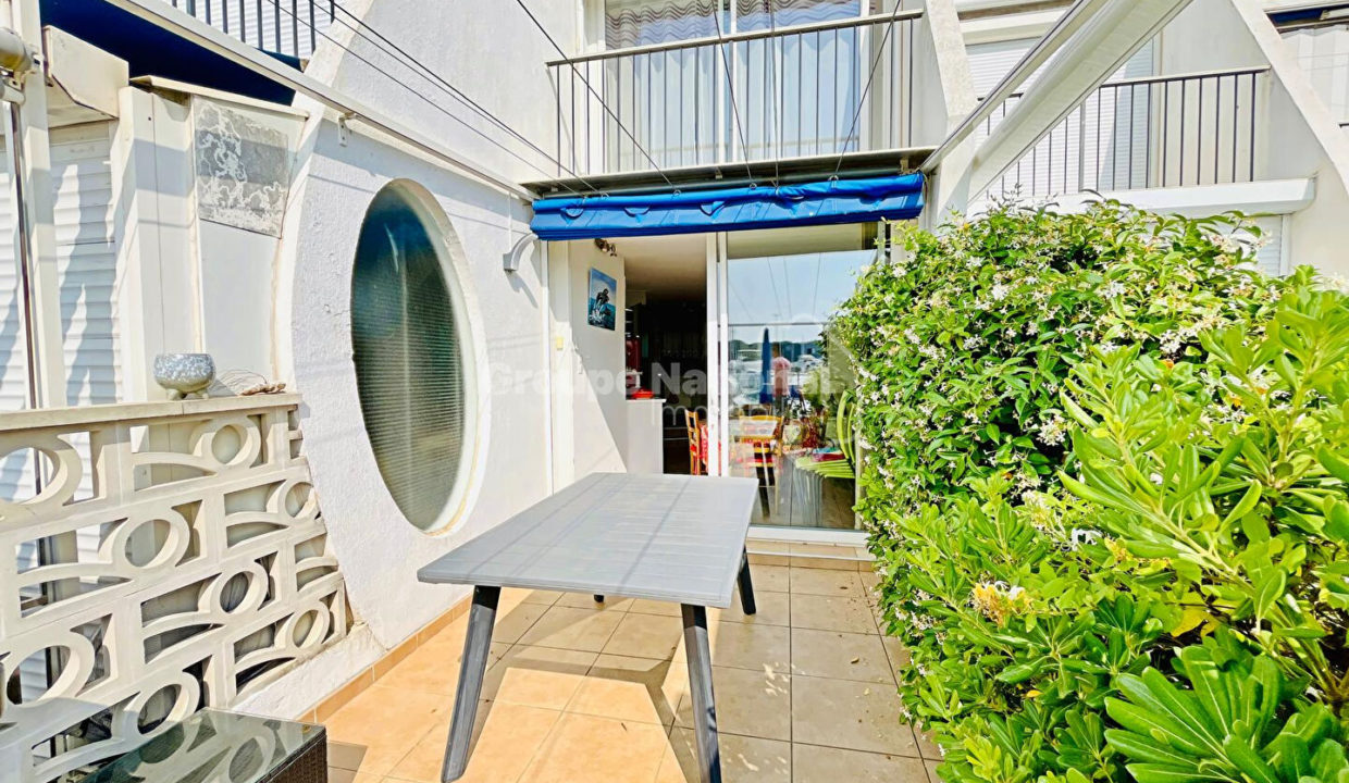 Marina P3 Duplex Exposition Est Port Camargue CM1823 photo4