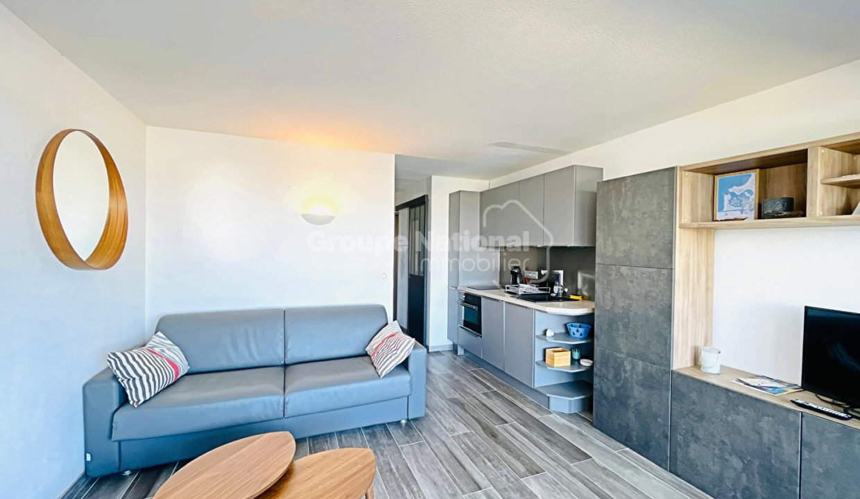 Superbe vue mer pour ce studio cabine a Port Camargue CM1815 photo3