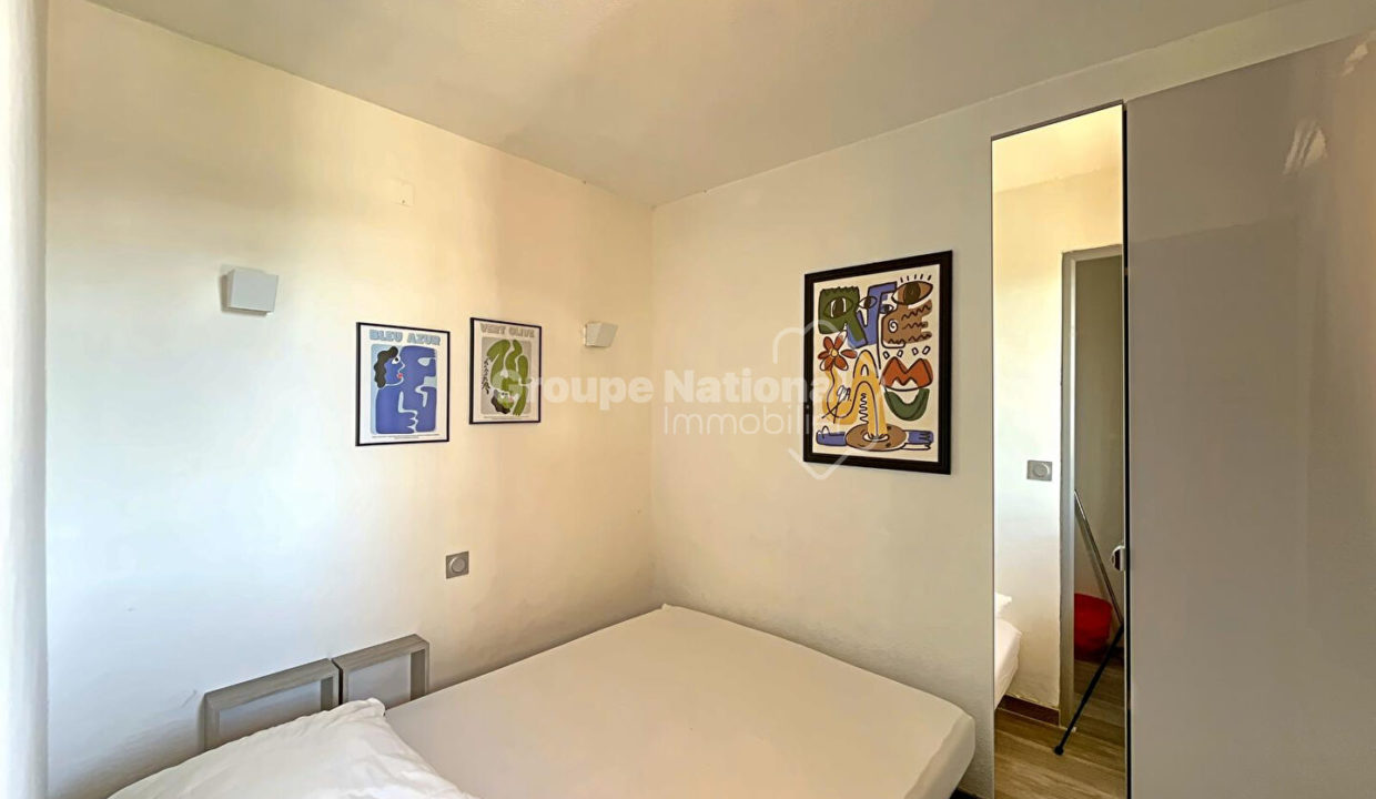 Superbe vue mer pour ce studio cabine a Port Camargue CM1815 photo4