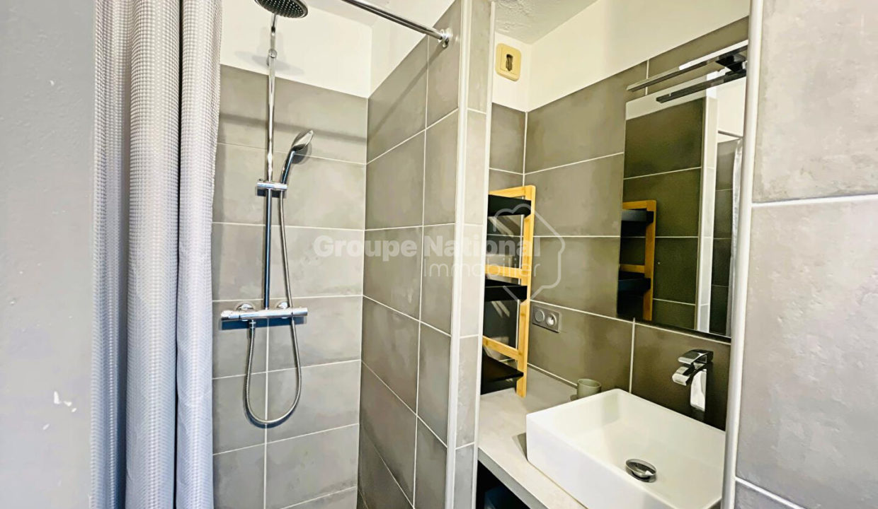 Superbe vue mer pour ce studio cabine a Port Camargue CM1815 photo5