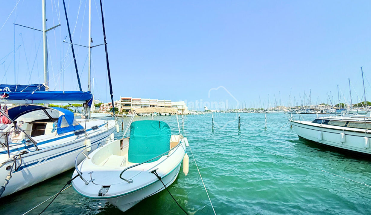 Marina avec accès directe au plan d'eau CM1839 photo3