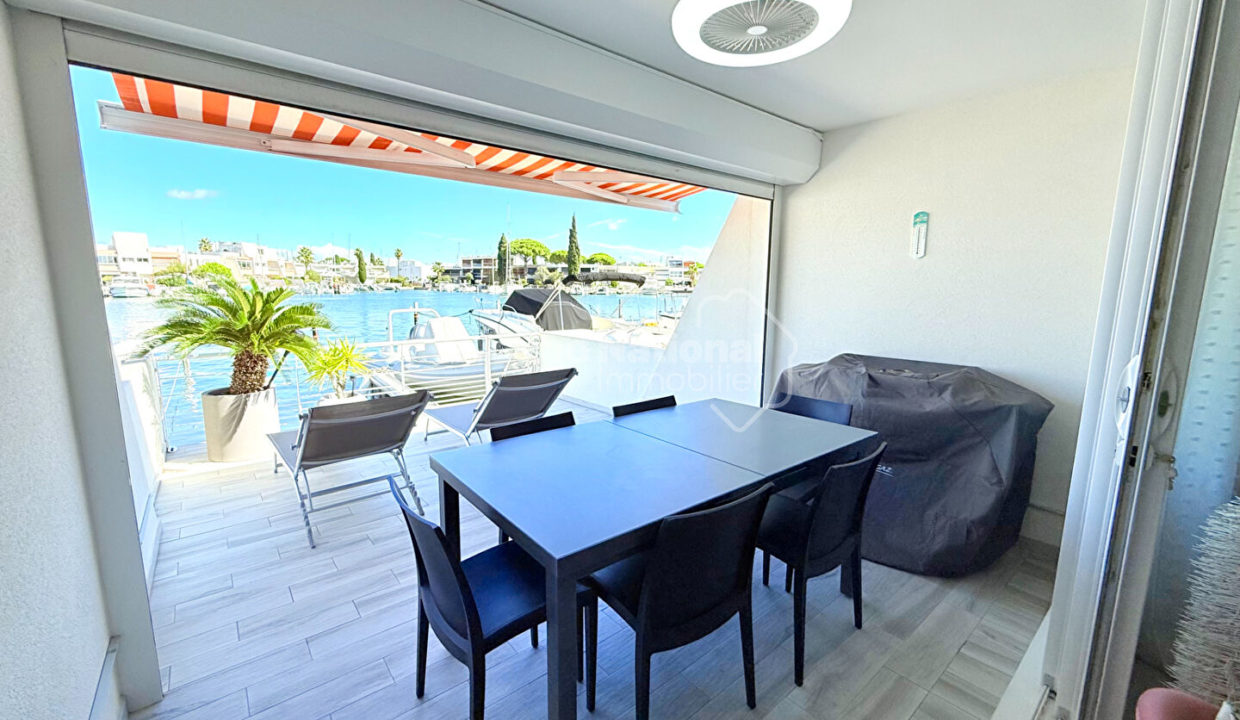 Marina duplex lumineuse avec garage et terrasse CM1854 photo2