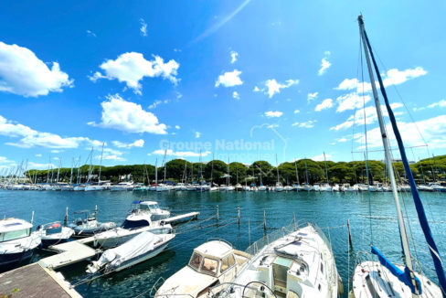 Marina marina avec vu directe sur l'eau CM1828 photo1