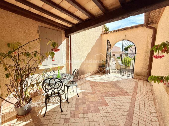 Marina Maison en pierre de 151 m² avec grand jardin et garage CM1845 photo1