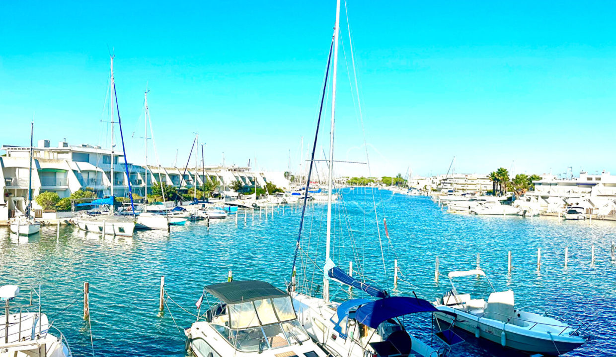Marina P2 cabine plage sud CM1858 photo1