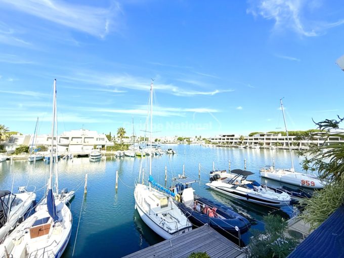 Marina Marina P2 traversante jolie vue dégagée sur le port CM1862 photo1