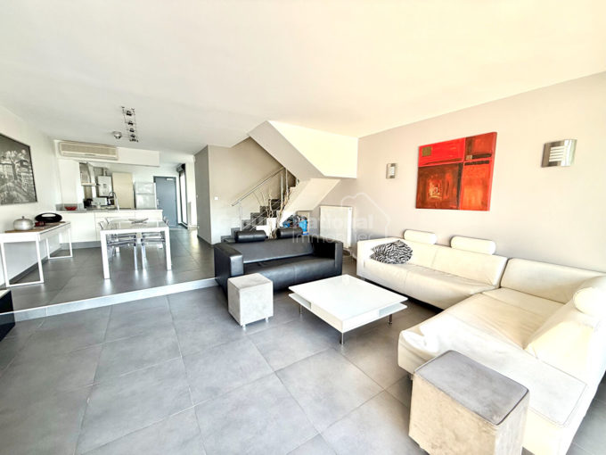 Marina Superbe marina P5 duplex avec garage CM1866 photo1