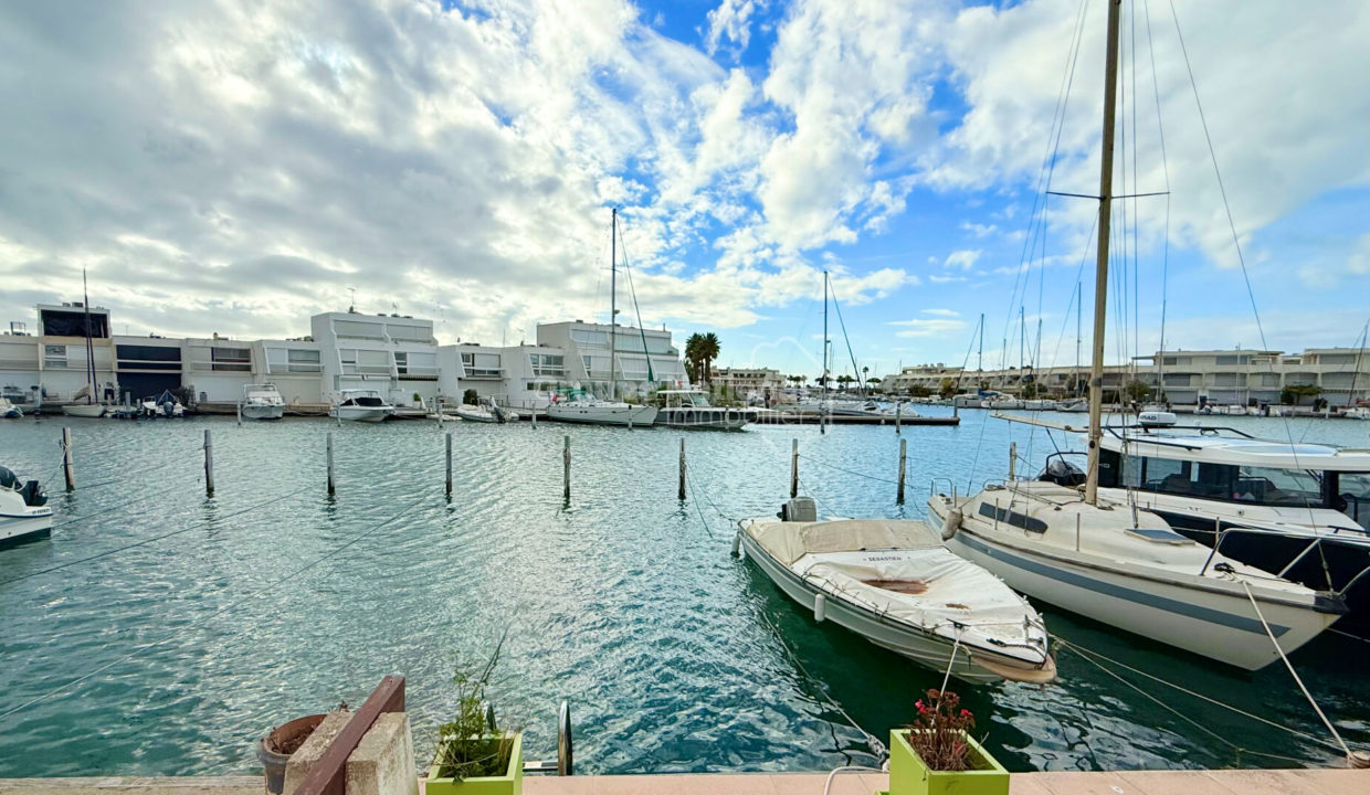 Marina P3 rez-de-chaussée accès direct quai et abri voiture CM1872 photo2