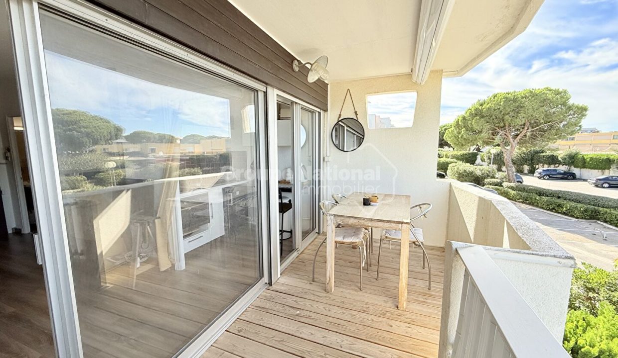 Port-Camargue studio vue mer + parking + cellier CM1859 photo4