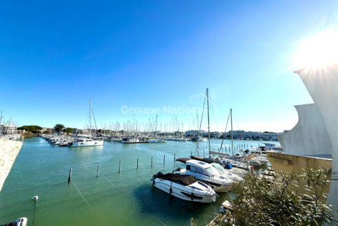 Marina Charmante marina avec accès direct au ponton et proche plage CM1882 photo1