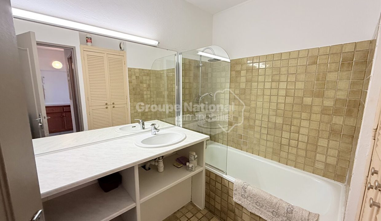 Charmante marina avec accès direct au ponton et proche plage CM1882 photo10