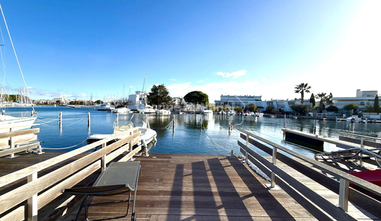 Marina P4 accès direct au quai entièrement rénové CM1880 photo8