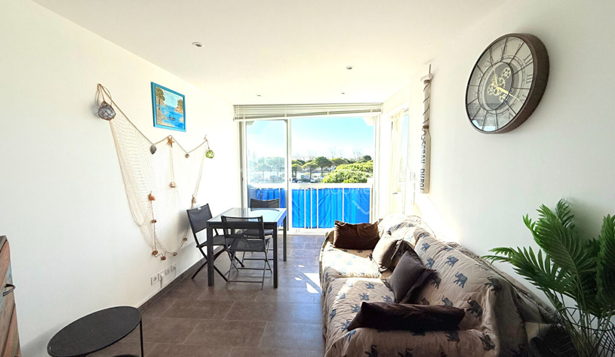 Appartement terrasse XXL avec parking et cellier CM1881 photo4