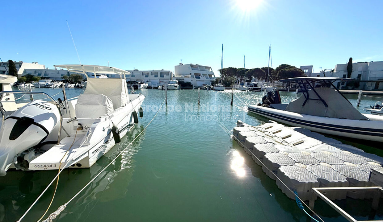 Charmante marina accès direct appontement et terrasse plein Sud CM1884 photo2