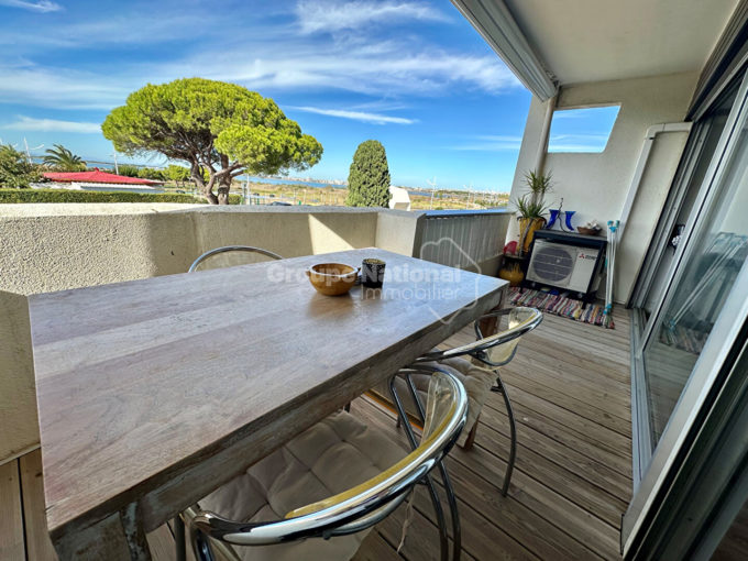 Marina Port-Camargue studio vue mer + parking + cellier CM1859 photo1