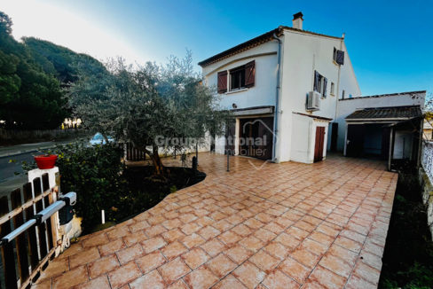 Marina Belle maison avec jardin proche de la plage CM1890 photo1