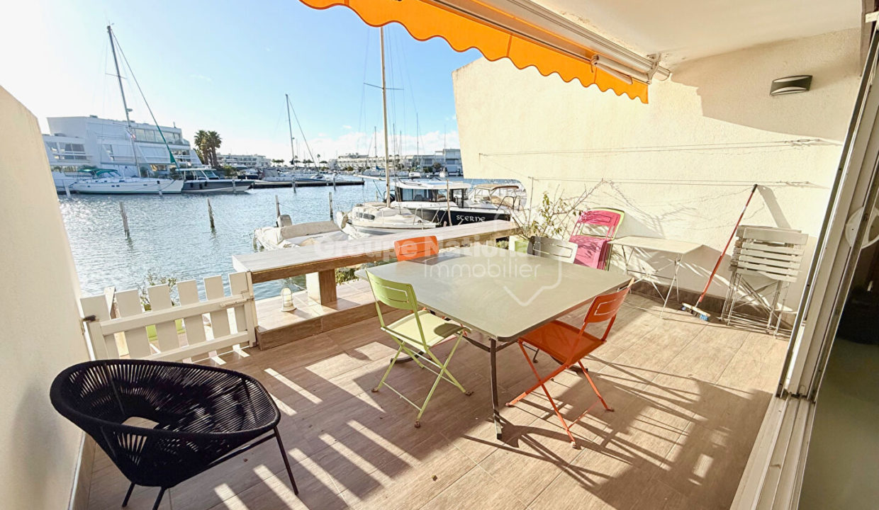 Marina P3 rez-de-chaussée accès direct quai et abri voiture CM1872 photo2