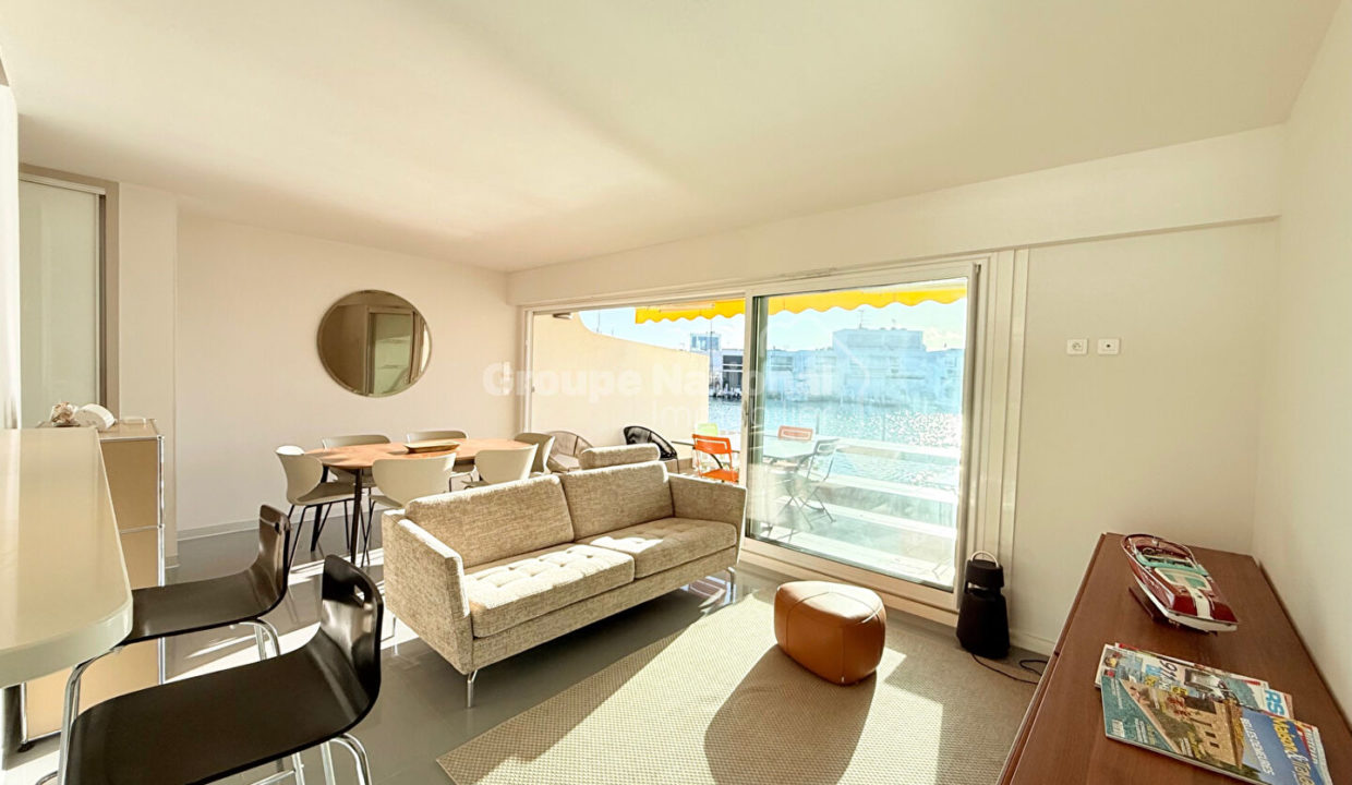 Marina P3 rez-de-chaussée accès direct quai et abri voiture CM1872 photo5