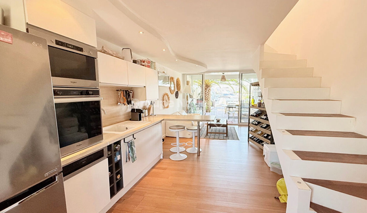 Marina triplex avec un appontement large CM1888 photo3