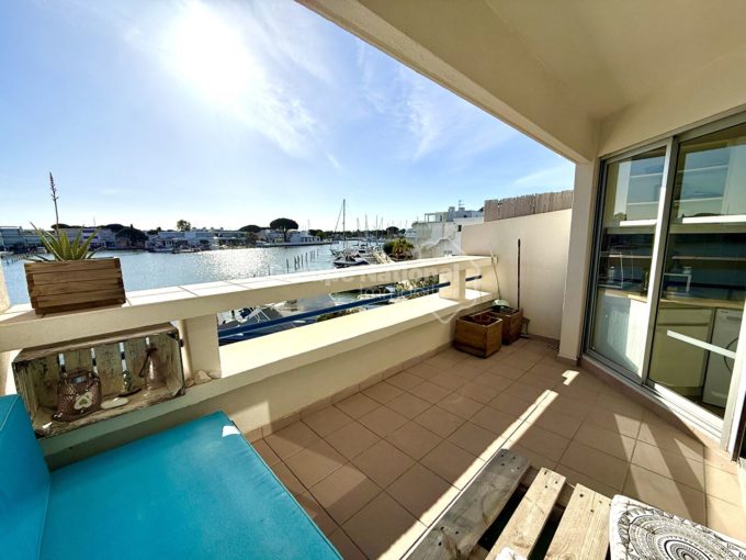 Marina Marina très belle vue dégagée sur le port CM1904 photo1