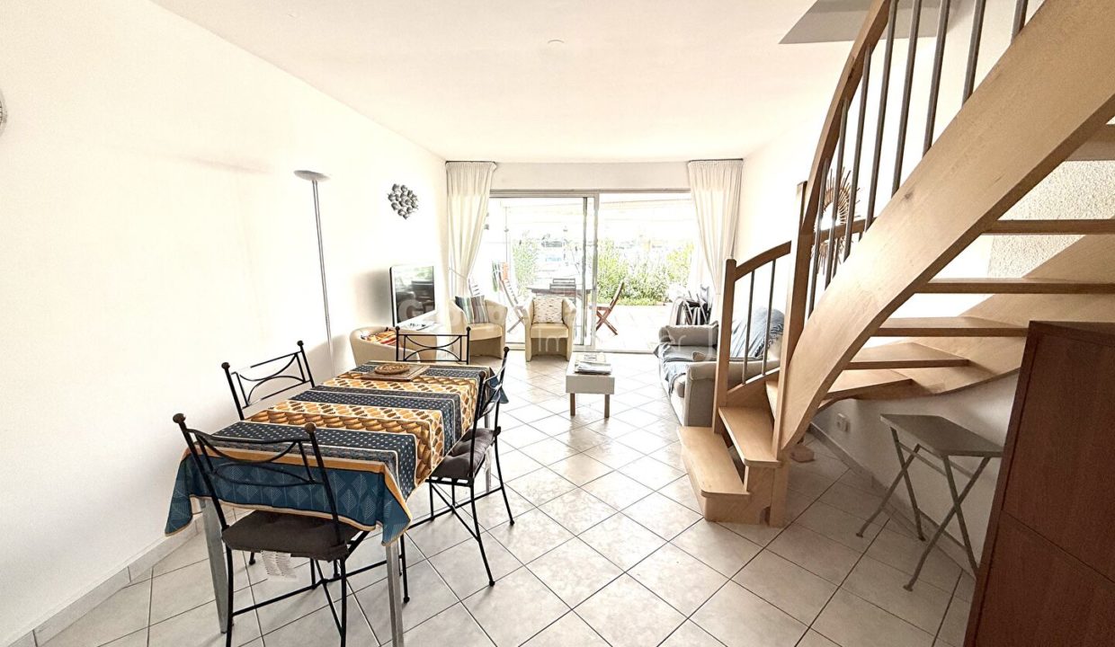 Marina Duplex avec Garage et Appontement large CM1903 photo4