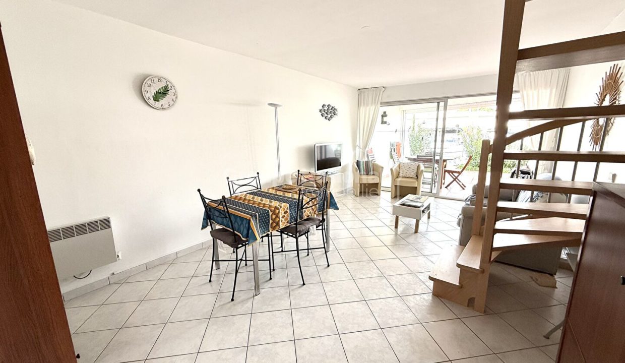 Marina Duplex avec Garage et Appontement large CM1903 photo5