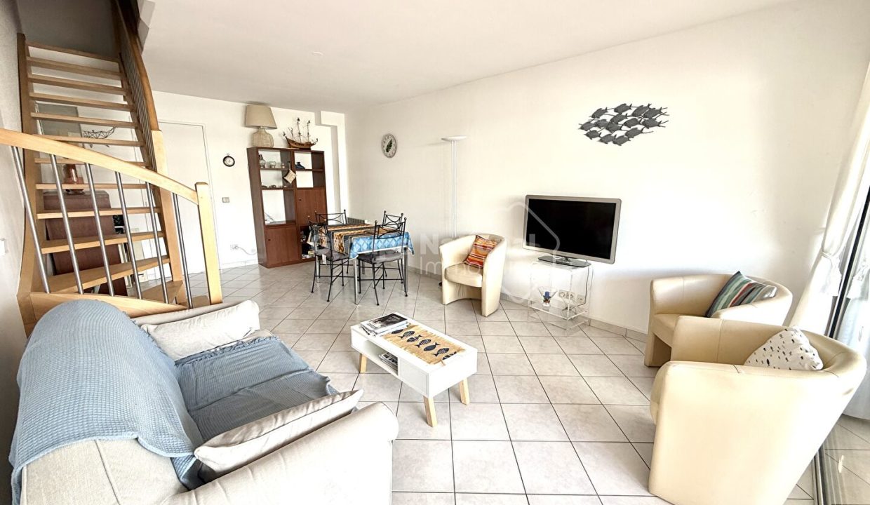 Marina Duplex avec Garage et Appontement large CM1903 photo6