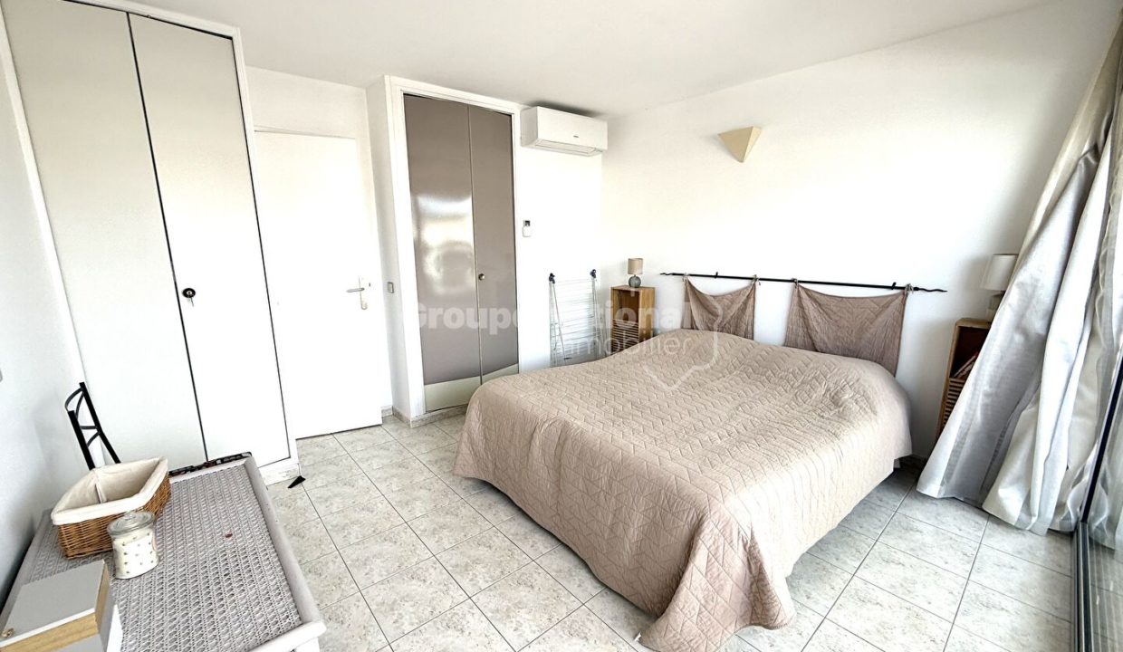 Marina Duplex avec Garage et Appontement large CM1903 photo8