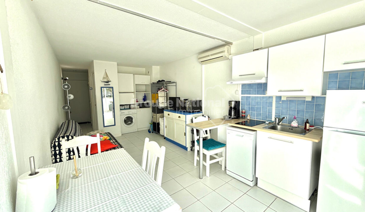 Port-Camargue appartement proche de la plage et des commerces CM1906 photo2