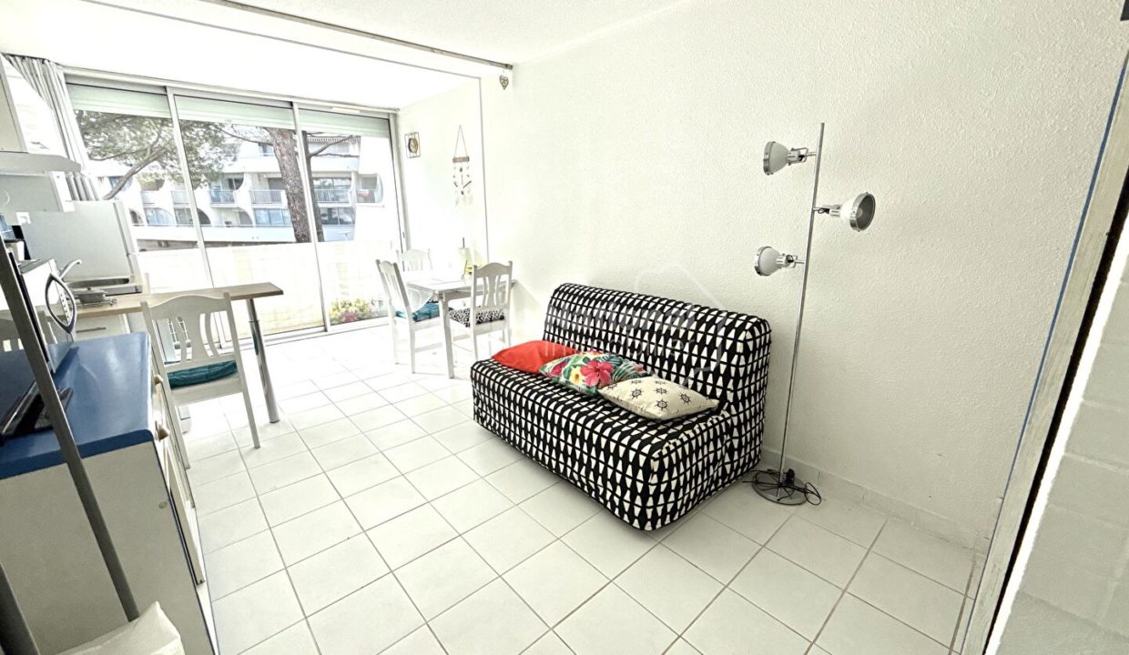 Port-Camargue appartement proche de la plage et des commerces CM1906 photo5