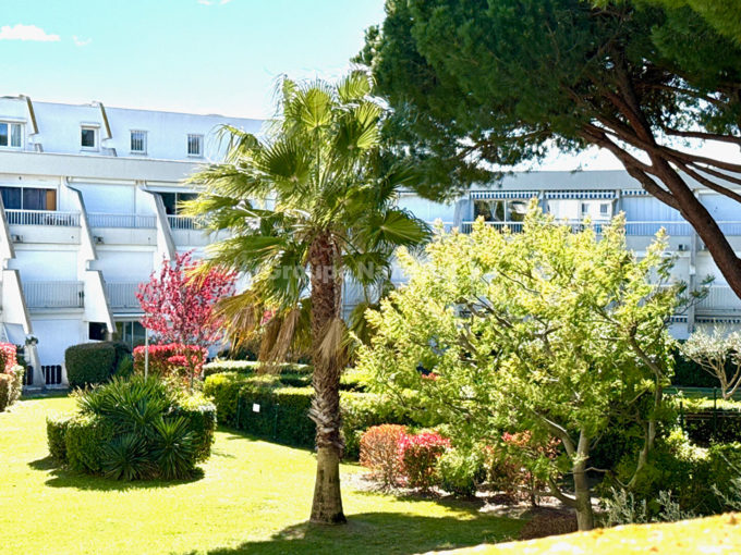Marina Port-Camargue appartement proche de la plage et des commerces CM1906 photo1