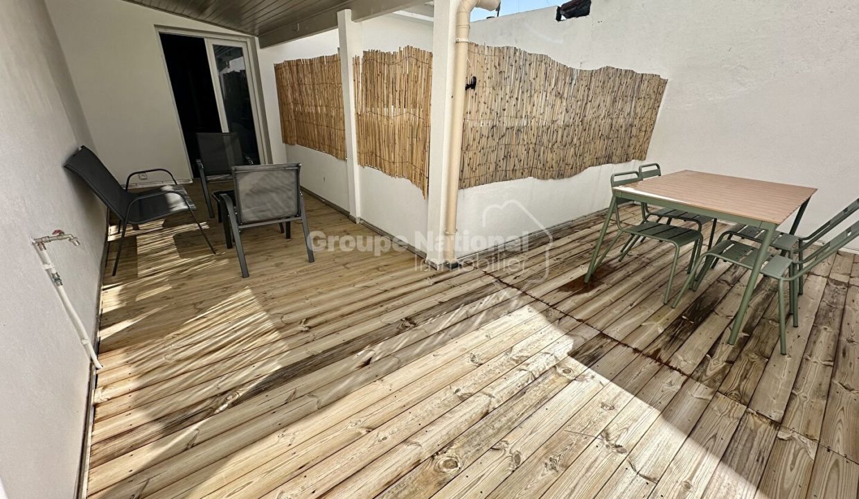 Centre-ville Grau-du-roi appartement duplex rénové CM1900 photo2