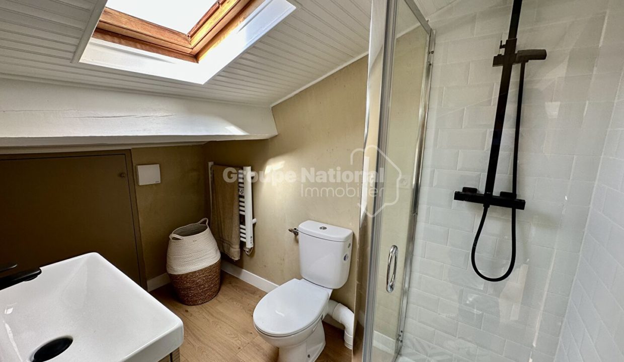 Centre-ville Grau-du-roi appartement duplex rénové CM1900 photo11