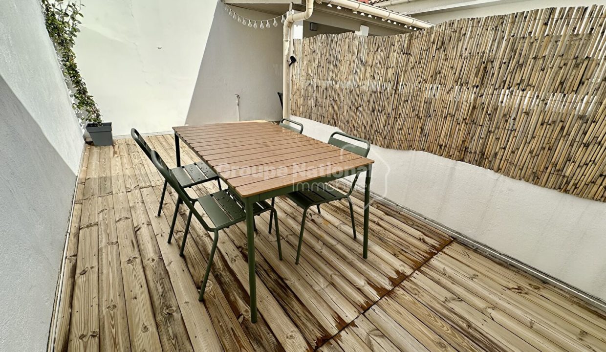 Centre-ville Grau-du-roi appartement duplex rénové CM1900 photo6