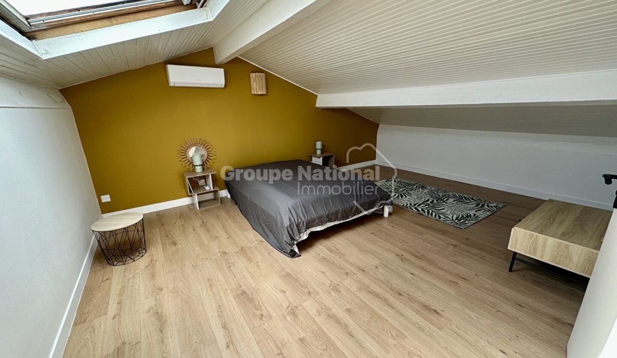 Centre-ville Grau-du-roi appartement duplex rénové CM1900 photo10