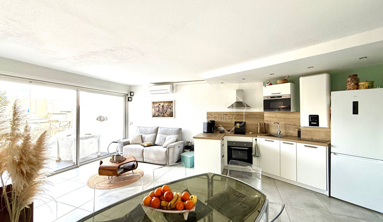 Marina rez-de-chaussée P3 proche plage CM1897 photo2