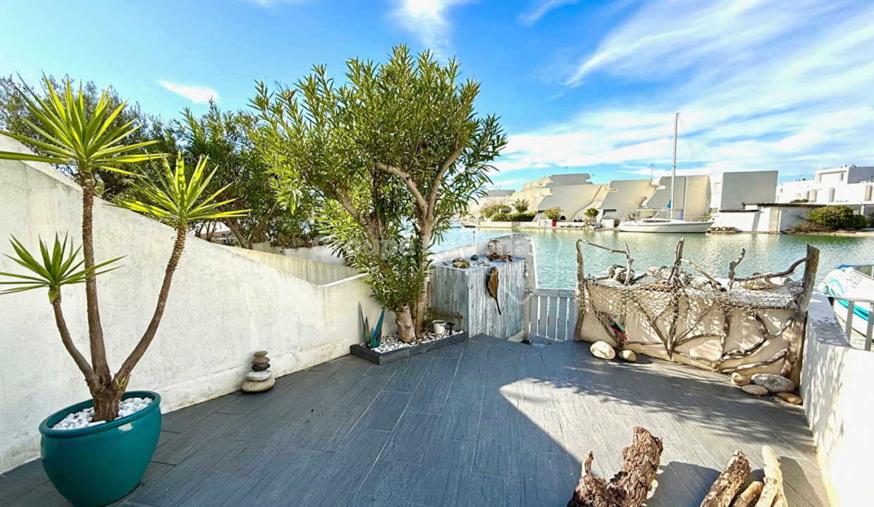 Marina rez-de-chaussée P3 proche plage CM1897 photo9