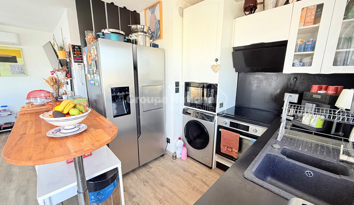 Marina avec appontement large et proche de la plage et des commerces CM1911 photo4