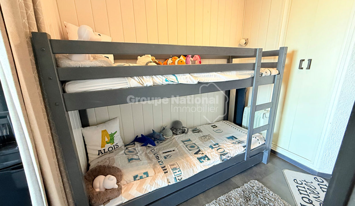 Marina studio vue mer appontement large proche plage CM1916 photo5