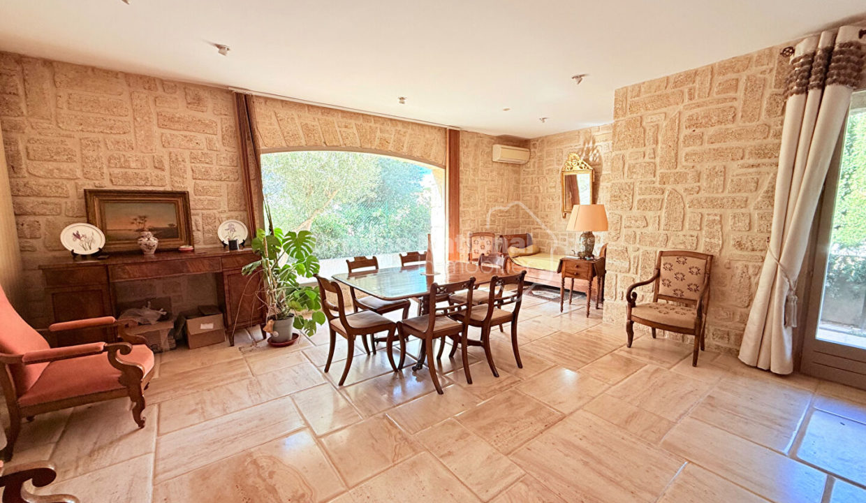 Maison en pierre de 151 m² avec grand jardin et garage CM1845 photo5