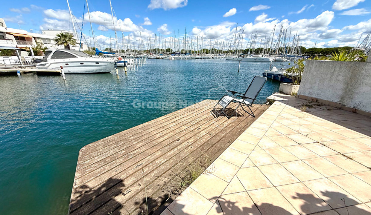 Superbe appartement avec terrasse et vue sur le port CM1910 photo3
