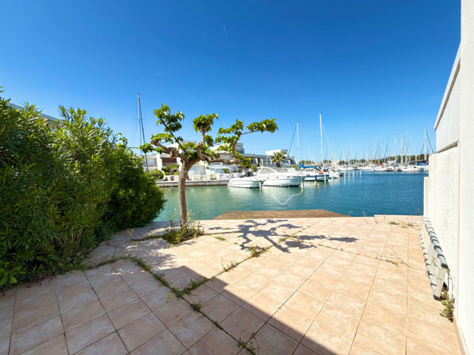 Marina Superbe appartement avec terrasse et vue sur le port CM1910 photo1
