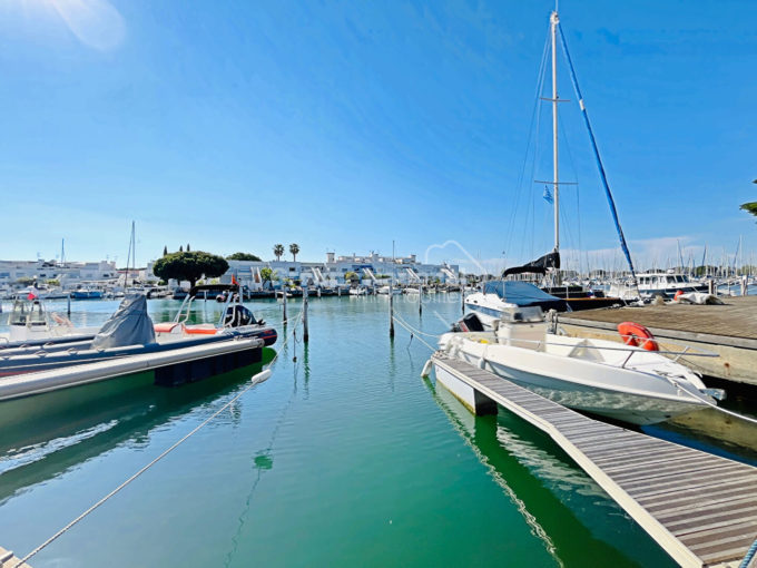 Marina Marina P3 duplex ouest Port camargue CM1807 photo1