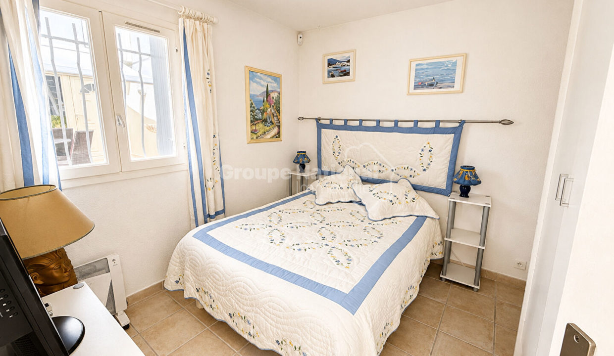 Charmante marina en duplex avec appontement large et garage CM1954 photo8